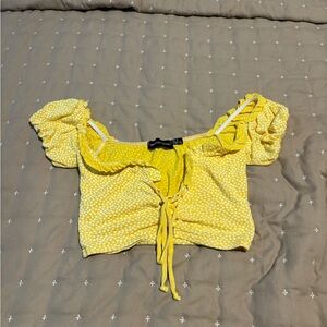 PrettyLittleThing Yellow Polka Dot Crop Top